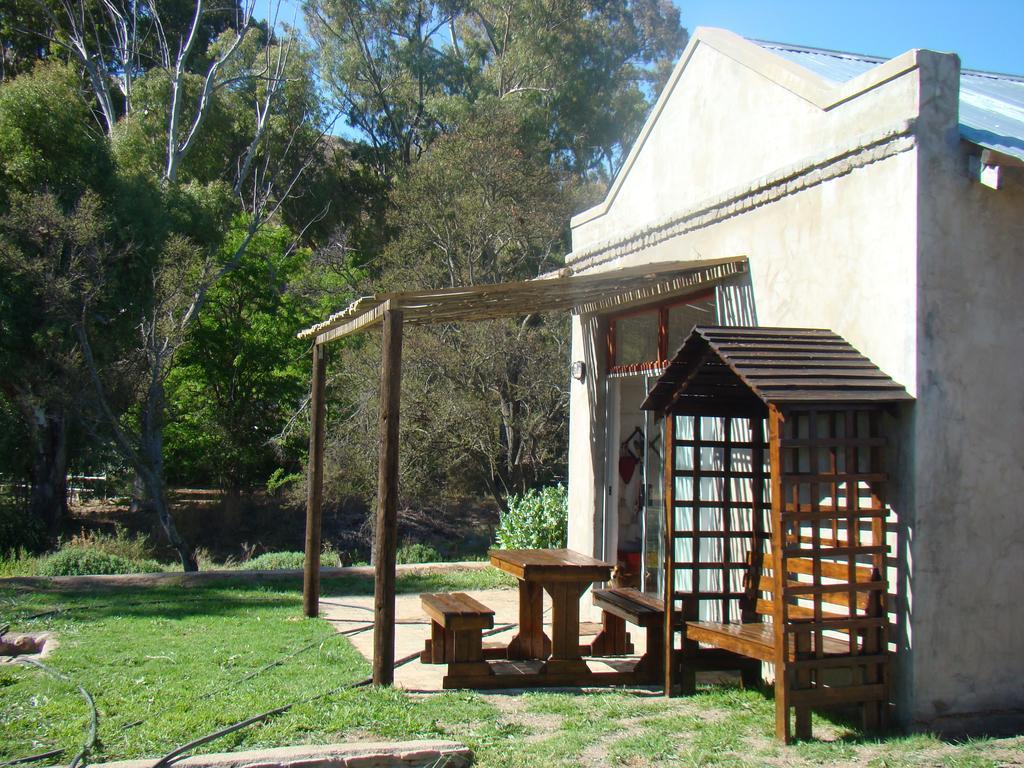 Waterval Farmstay Graaff-Reinet Exterior foto